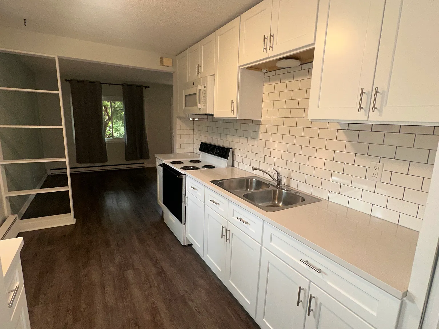 1 bed, $1,400 — Photo 2