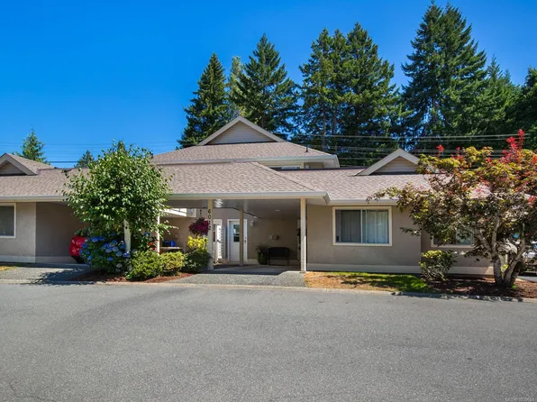 6012 Jakes Pl, Nanaimo, BC V9T 6E7