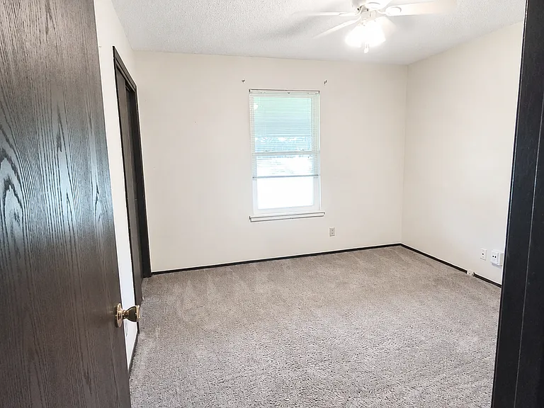 1532 N Maybelle Pl — Photo 15