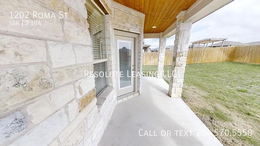Spacious 5-Bedroom Home for Rent in Harker Heights — Photo 3