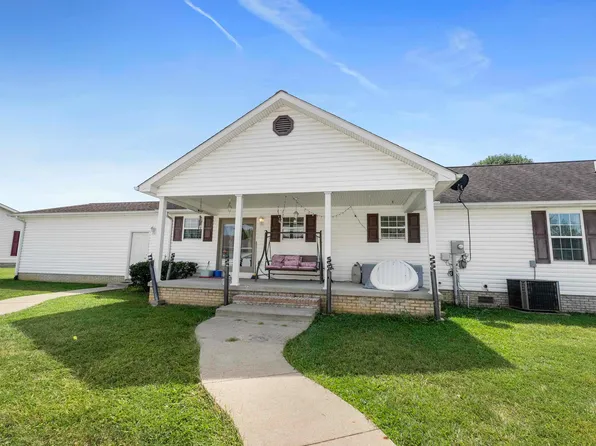 251 Sweetwater Ln, Grayson, KY 41143