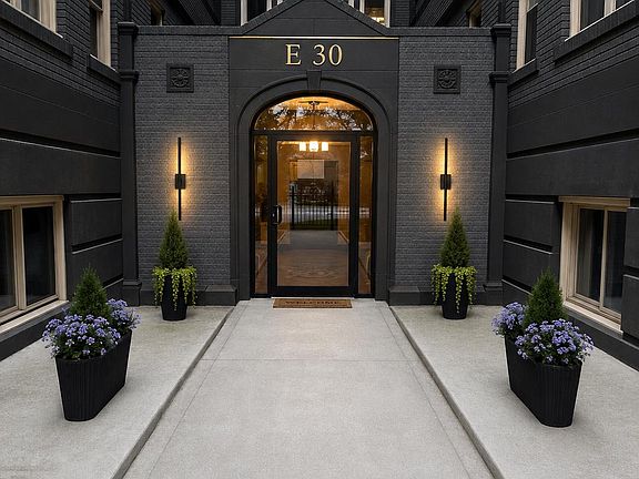 2nd image of 30 E Philadelphia St #6df7adc54