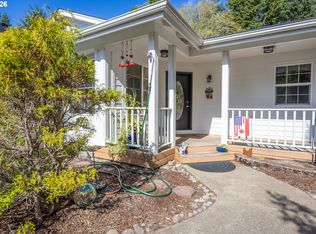 2193 13th St, Florence, OR 97439