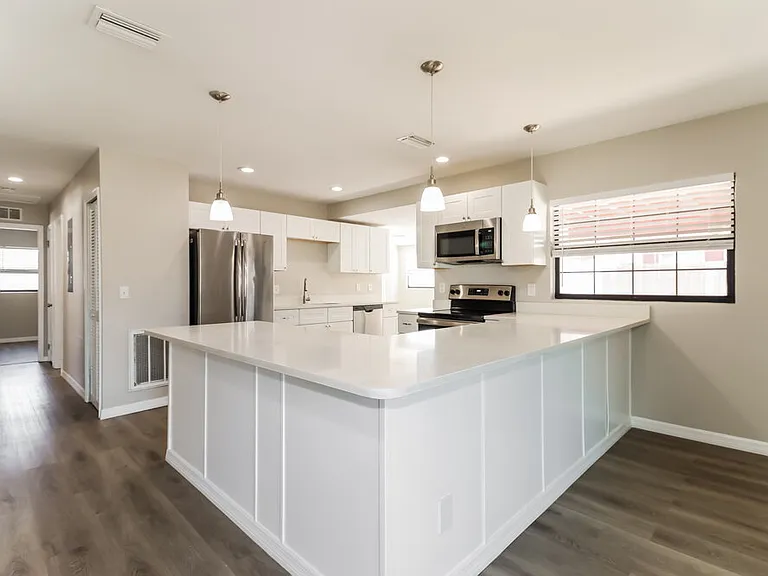 5615 Larimer Dr — Photo 7