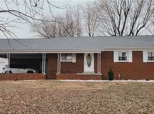 7113 Gage Rd, Kevil, KY 42053