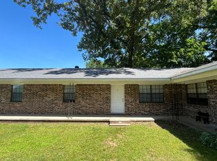 92 Josephine St APT 3, Dover, AR 72837