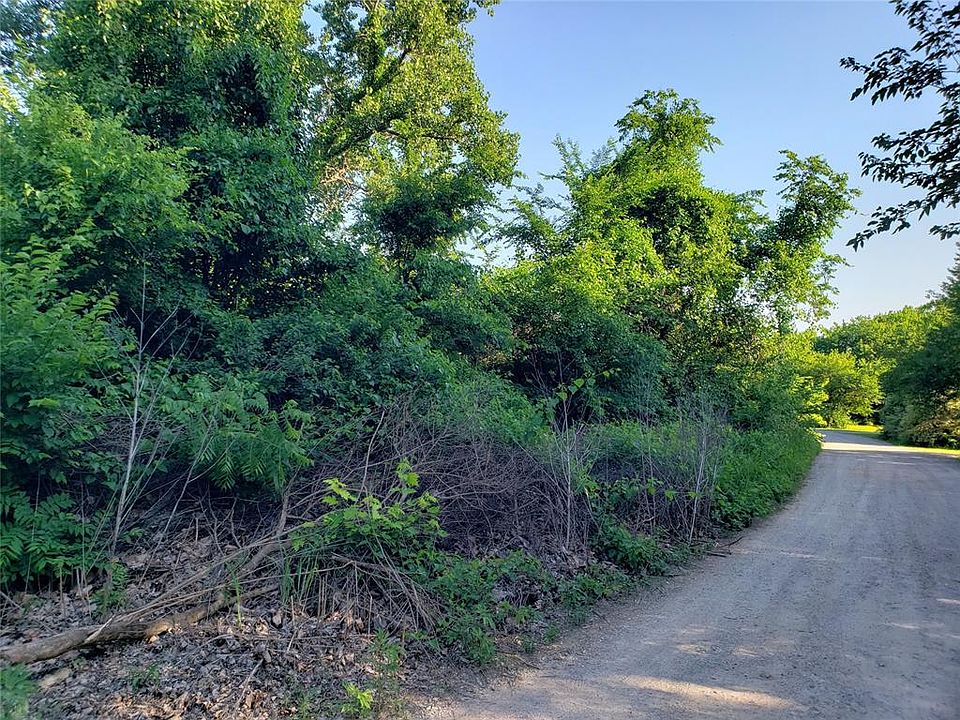 2nd image of 10231 Pecan Tree Cir Lot 6-7