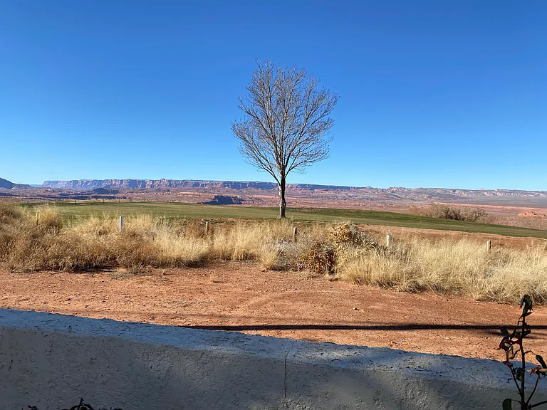 136 S Navajo Dr — Photo 7