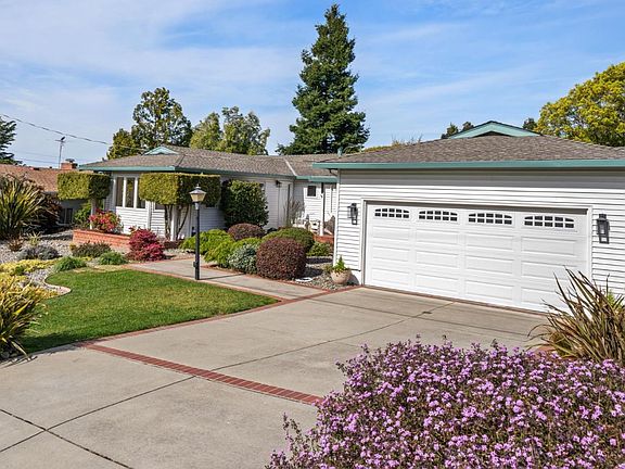 4th image of 2065 Kings Ln