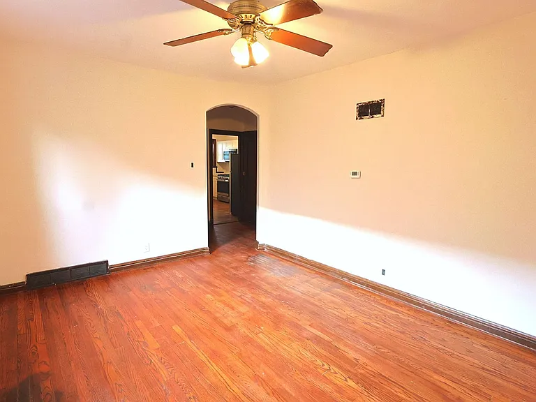 3754 Dunnica Ave — Photo 31