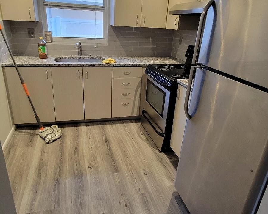 1st image of 1115 SW 2nd Ct APT 4
