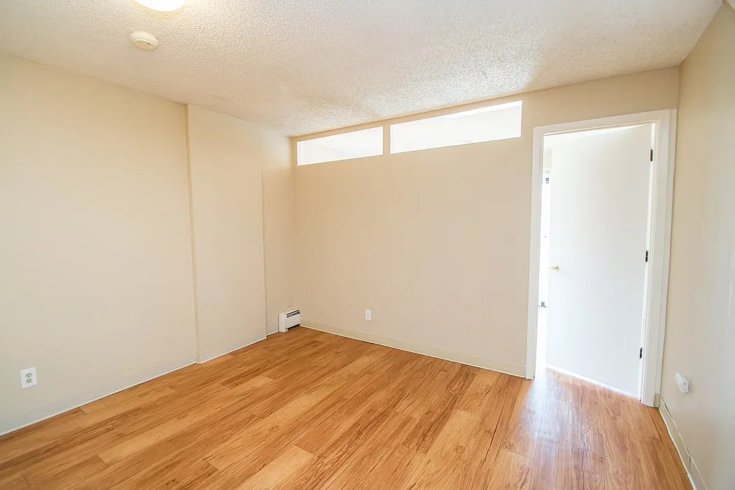 1200 College Ave. #208 — Photo 4