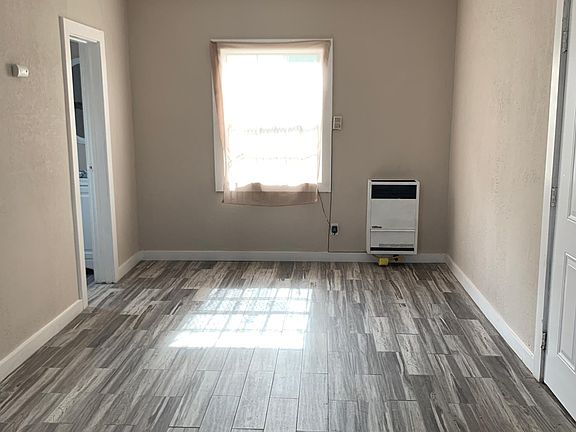 4th image of 2602 W Florence Ave