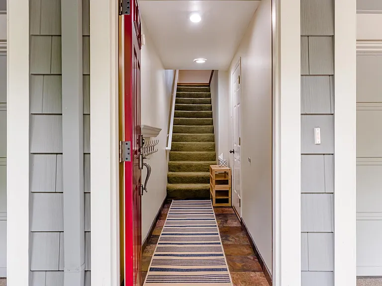 2505 NW Thurman St — Photo 16