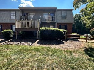 3818A W Country Club Rd, Winston Salem, NC 27104