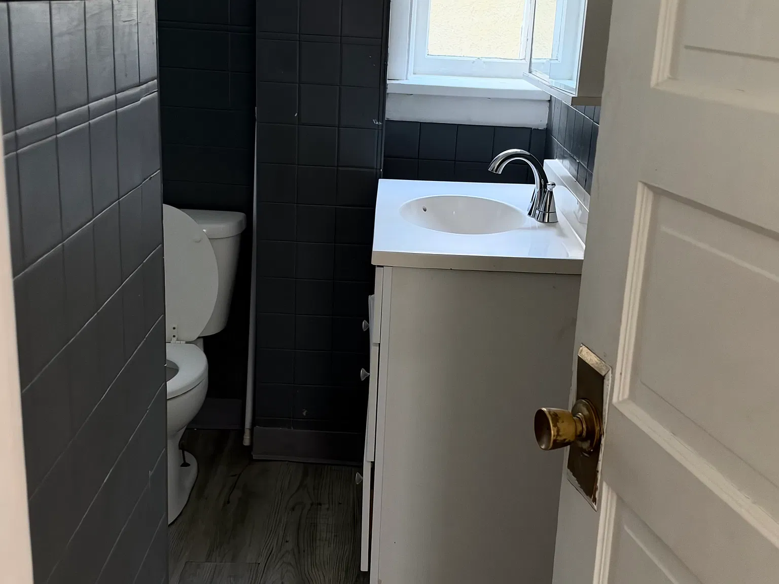 2 bed, $1,095 — Photo 4