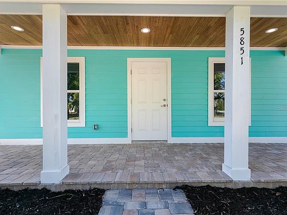 3rd image of 5851 Samoa Dr