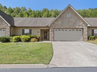 5104 Cates Bend Way, Powell, TN 37849