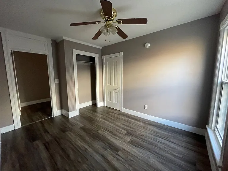 141 W Ridge St — Photo 9
