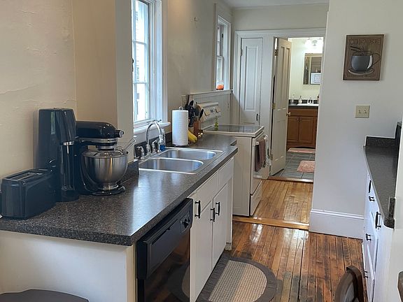 4th image of 58 Federal St #1
