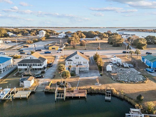 407 Cedar Point Boulevard, Cedar Point, NC 28584
