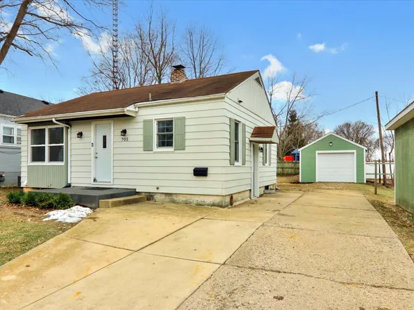 705 Cullom St, Normal, IL 61761