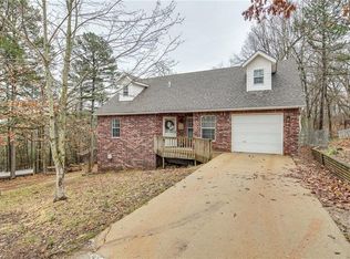 15999 Linden Ln, Rogers, AR 72756