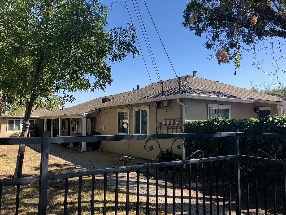 Alturas Ave, Pittsburg — Photo 1