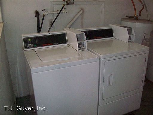 3rd image of 1101 Woodland Ave APT 10