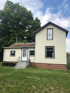 906 River St, Three Rivers, MI, 49093