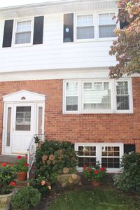 68 Broadway APT F, Bayonne, NJ, 07002