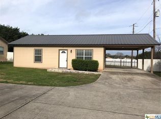 300 Rocking M Rd #M-2, Kyle, TX 78640