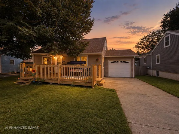 608 Pine St, Reinbeck, IA 50669