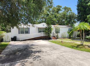 12301 Land St, Largo, FL 33773