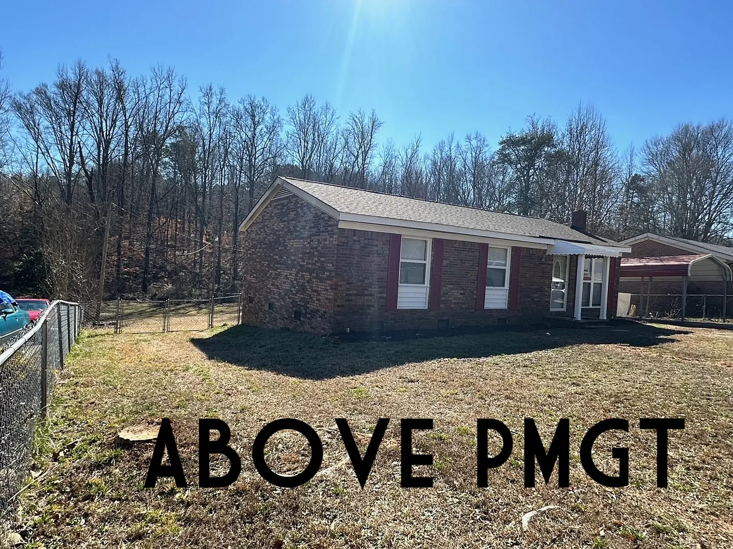 In Greer completely Renovated 3 bedroom - 2 bathroom Home — Photo 2