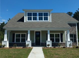 405 Lakeside Dr, Port Wentworth, GA 31407