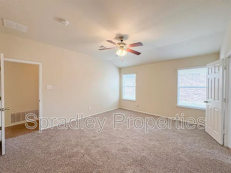 1315 Starlight Dr — Photo 10