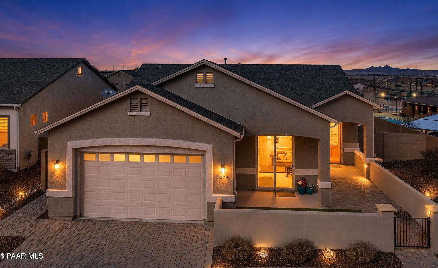 3 bed, 2.0 bath, 1808 sqft, $2,800 — Photo 1