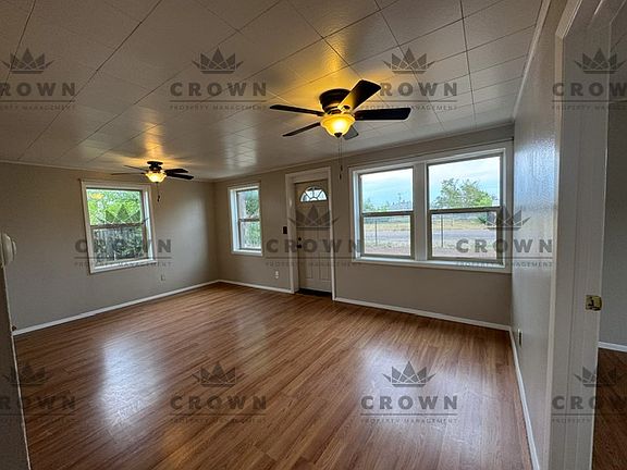 3rd image of 2116 York Ave