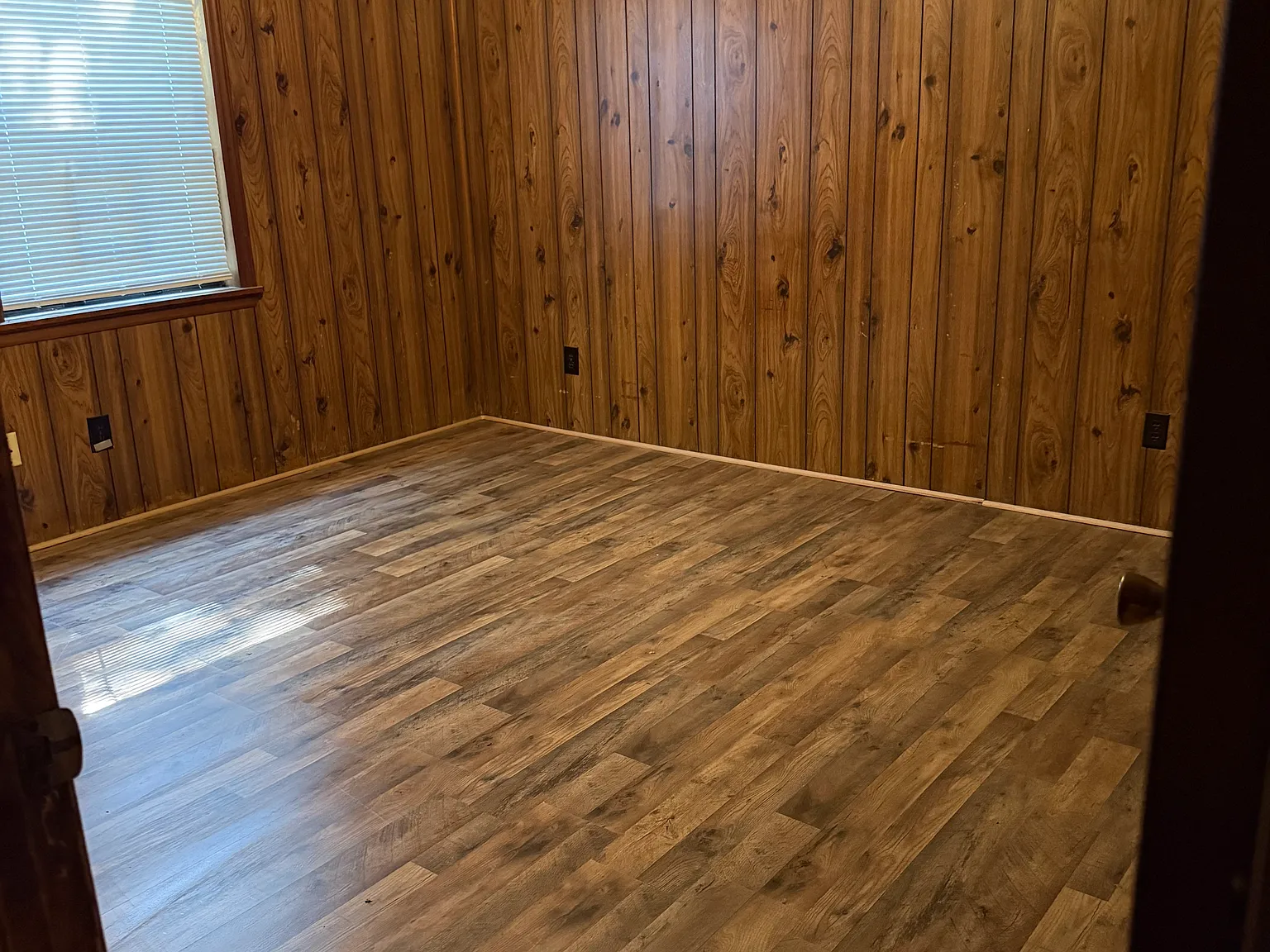 2 bed, 704 sqft, $950 — Photo 2