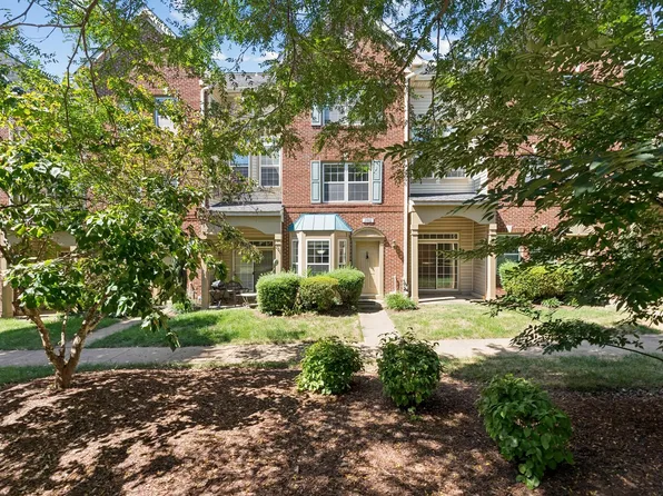 11892 Breton Ct #7A, Reston, VA 20191