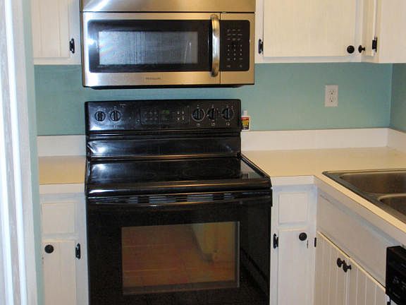 5th image of 222 Hiawatha Ct E