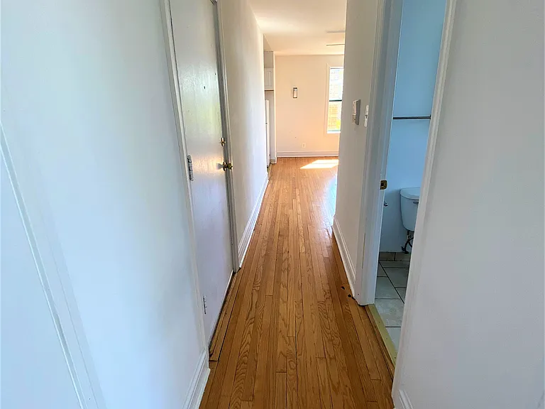 3154 W Wilson Ave #3S — Photo 7