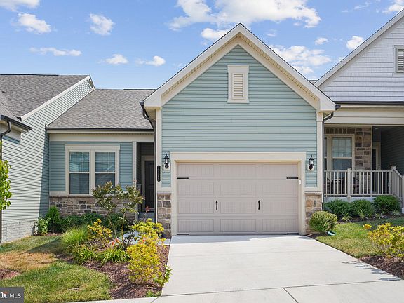 2nd image of 15865 Lavender Woods Ln