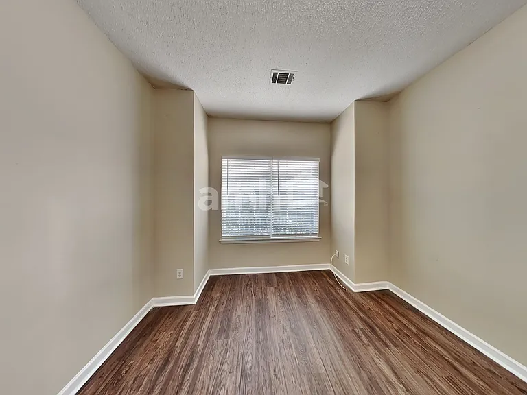 4951 Wewatta St SW — Photo 7