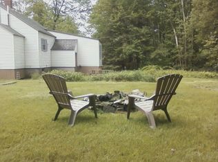 108 Middlesex Rd, Topsham, ME 04086