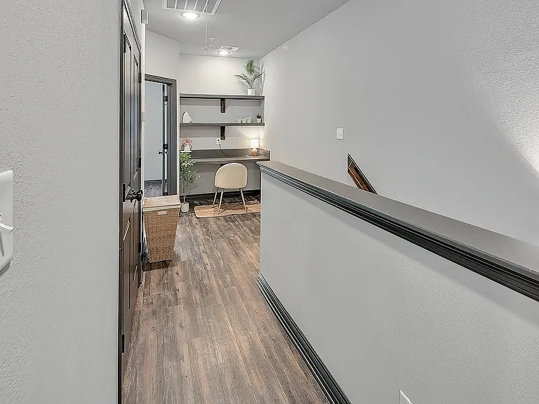 1451 Associates Ave #612 — Photo 4
