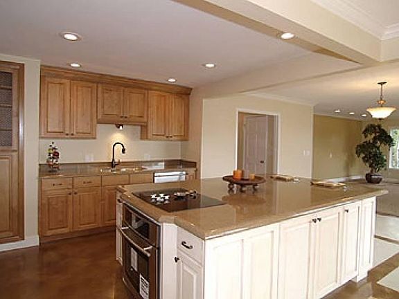 4th image of 2364 E Logan Way #1655 S