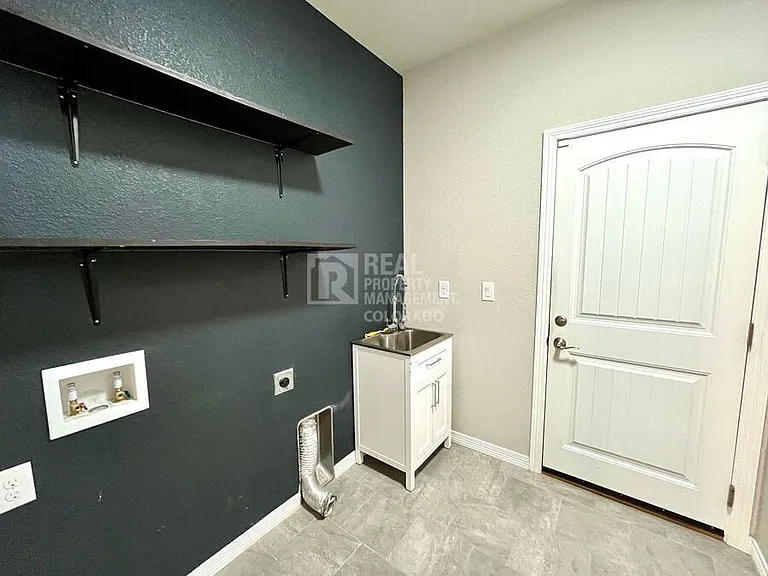 12767 Scenic Walk Dr — Photo 33