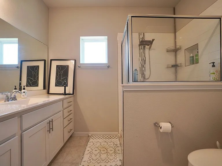 5501 Charles Merle Dr #B — Photo 27